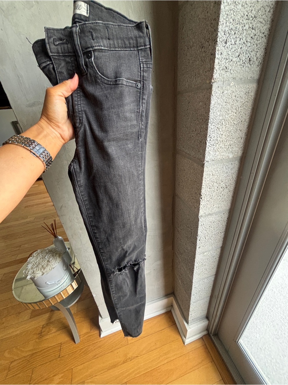 Madewell Women's Gray Skinny High Rise Jeans - Distressed Knee